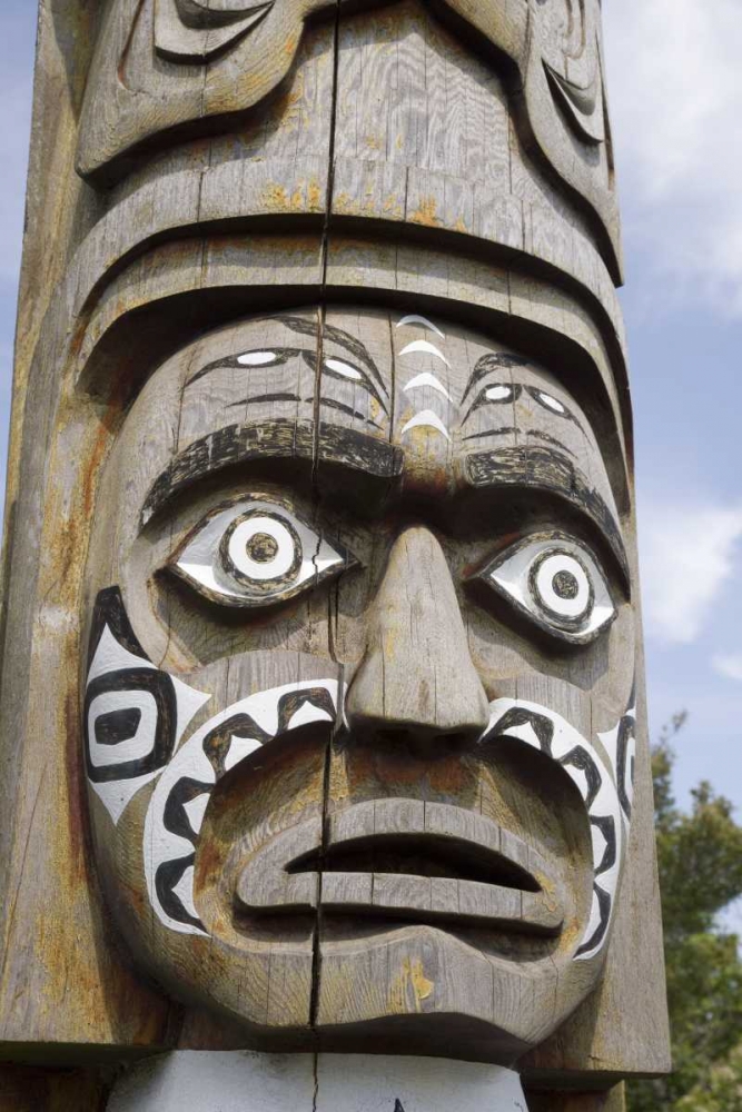 WA, Orcas Island, Eastsound Face on a totem pole